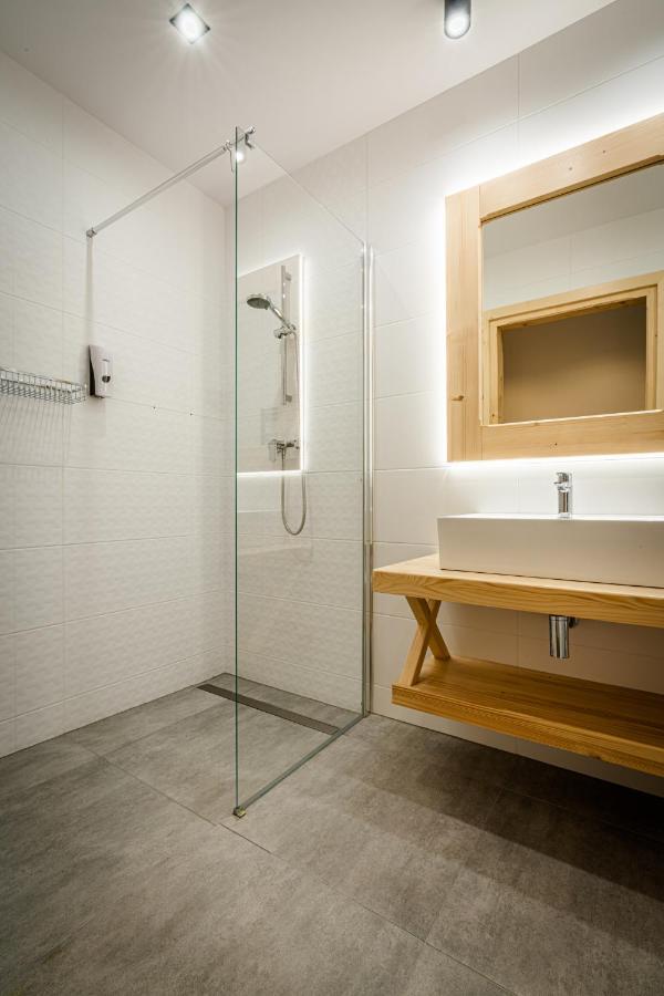 Bialy Mis Apartamenty Art & Design زاكوباني المظهر الخارجي الصورة