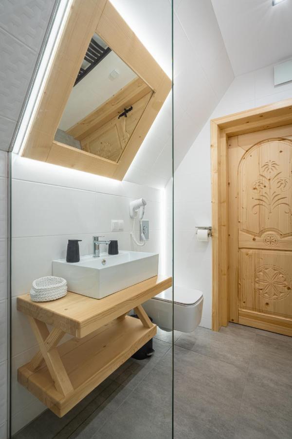 Bialy Mis Apartamenty Art & Design زاكوباني المظهر الخارجي الصورة